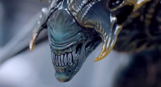 Sideshow Collectibles unveil epic Alien King statue for Alien Day!