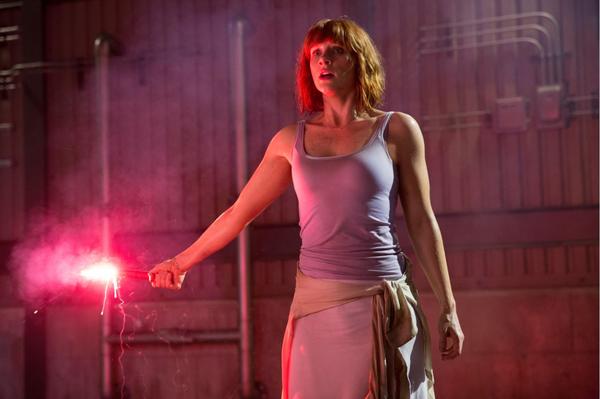 Bryce Dallas Howard marks the start of filming of Jurassic World 2 with a set picture!
