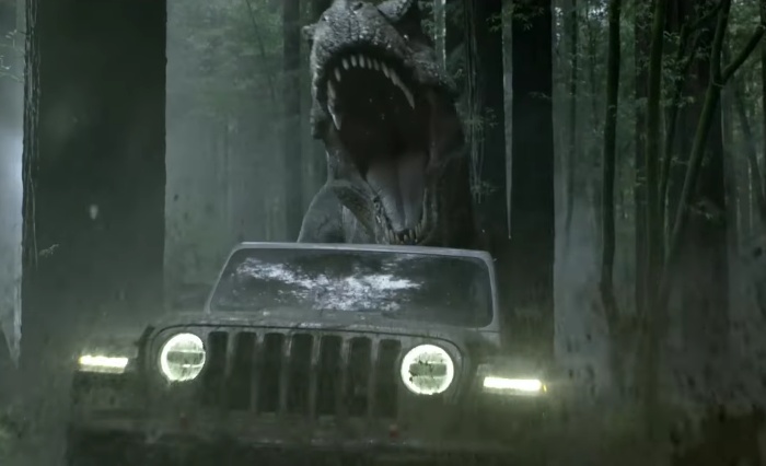 Jeff Goldblum evades a T-Rex again in Jurassic World Jeep commercial!