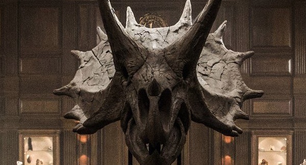 Jurassic World Fallen Kingdom image teases potential plot reveals!