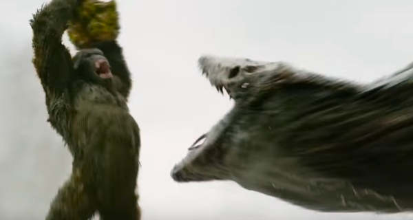 Kong Weaponizes a Boulder in Skull Island Clip