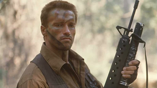 Arnold Schwarzenegger is in talks with Dan Trachtenberg & is interested in returning to Predator!
