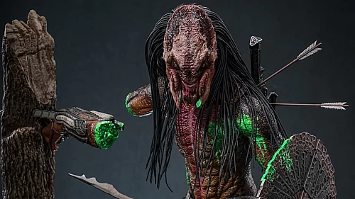 Hot Toys Battle Damaged Feral Predator Figure (Photos & Details)