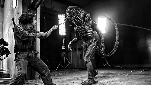 How Cameron Brown became the Xenomorph – New behind-the-scenes video featurette!