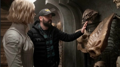 New Predator: Badlands behind-the-scenes image from the Trophy Room!