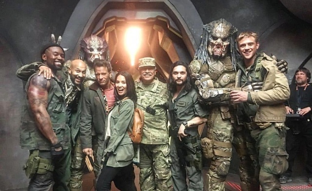 More behind-the-scenes photos from The Predator surface online!