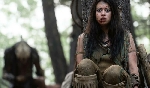 Early Prey movie reactions praise it as the best Predator film since the original!
