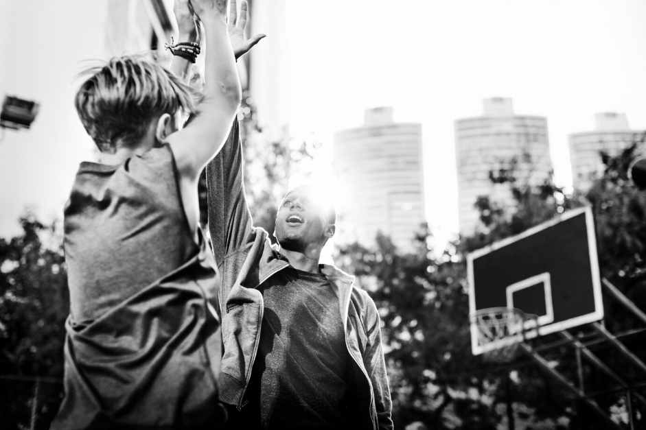 The Role of Nostalgia in Sports Fandom: Why We Love the Legends