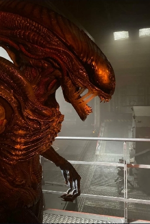 Alien: Romulus Xenomorph suit
