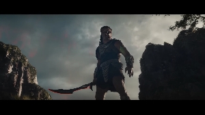 Predator: Badlands official trailer
