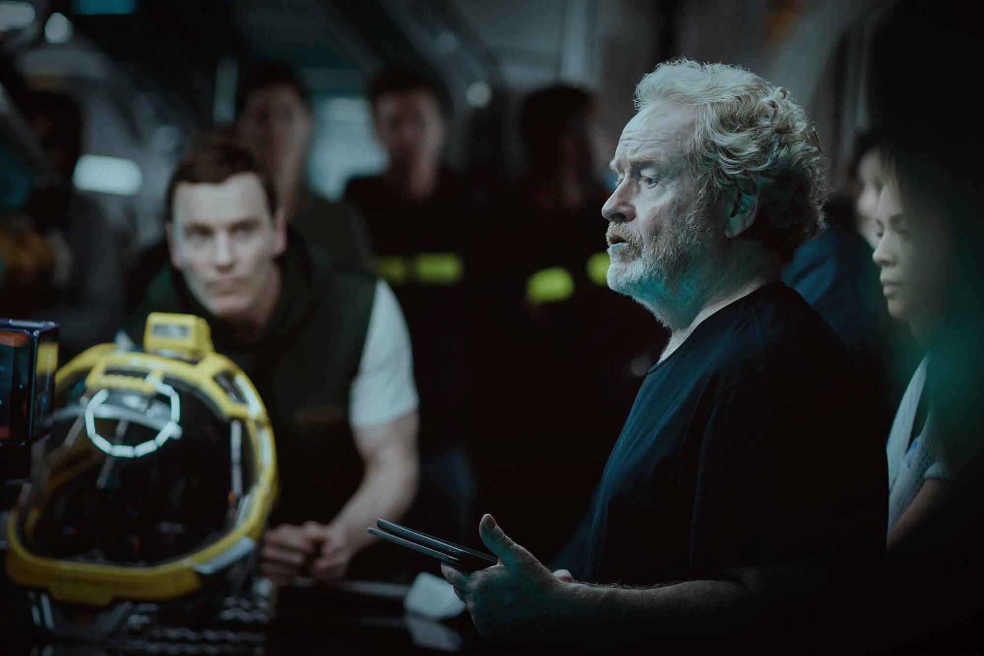 Ridley Scott and Michael Fassbender on Alien: Covenant Set
